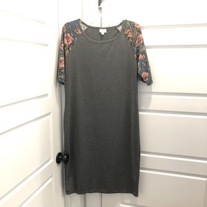 💜 NWOT gray Lularoe JULIA dress w/ blue & pink floral pattern sleeve! Sz XL
